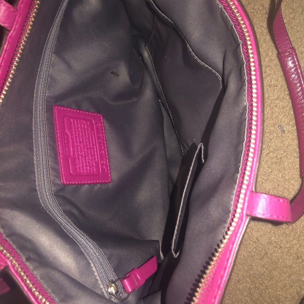 Coach purse in guc - Picture 6 of 6